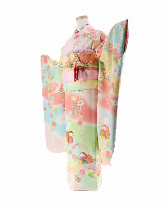 七五三7歳女の子用 四つ身[吉澤友禅・正絹]薄ピンクに四色ぼかし・おしどりと桜の古典柄No.299O